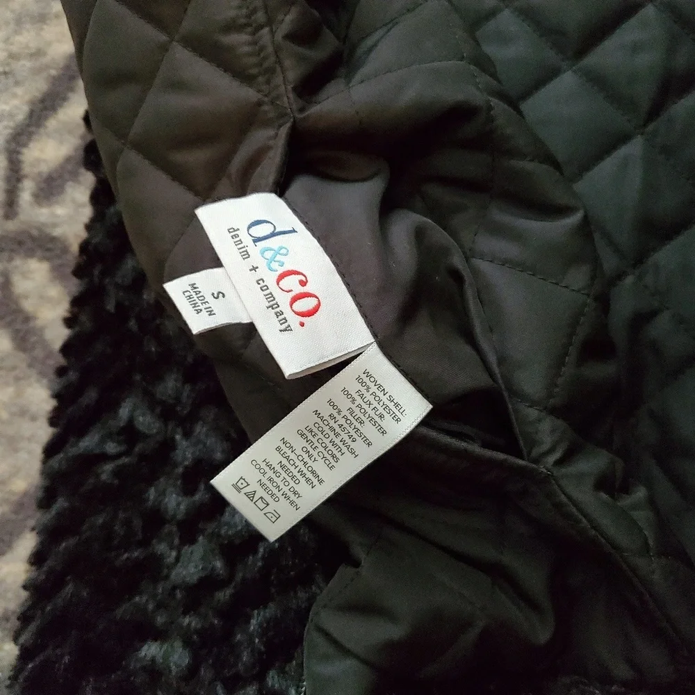 Denim & Co. Womens Reversible Black Vest NWT